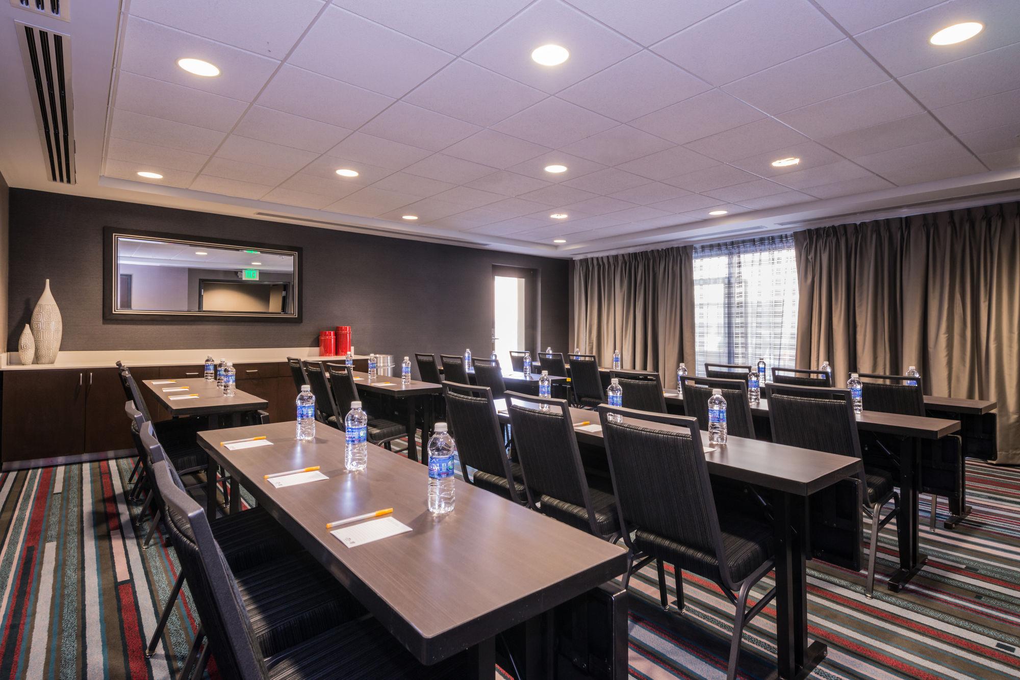 Courtyard By Marriott Downtown/historic District