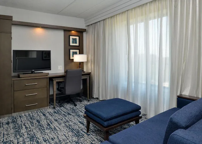 Courtyard By Marriott Wilmington Downtown/Historic District