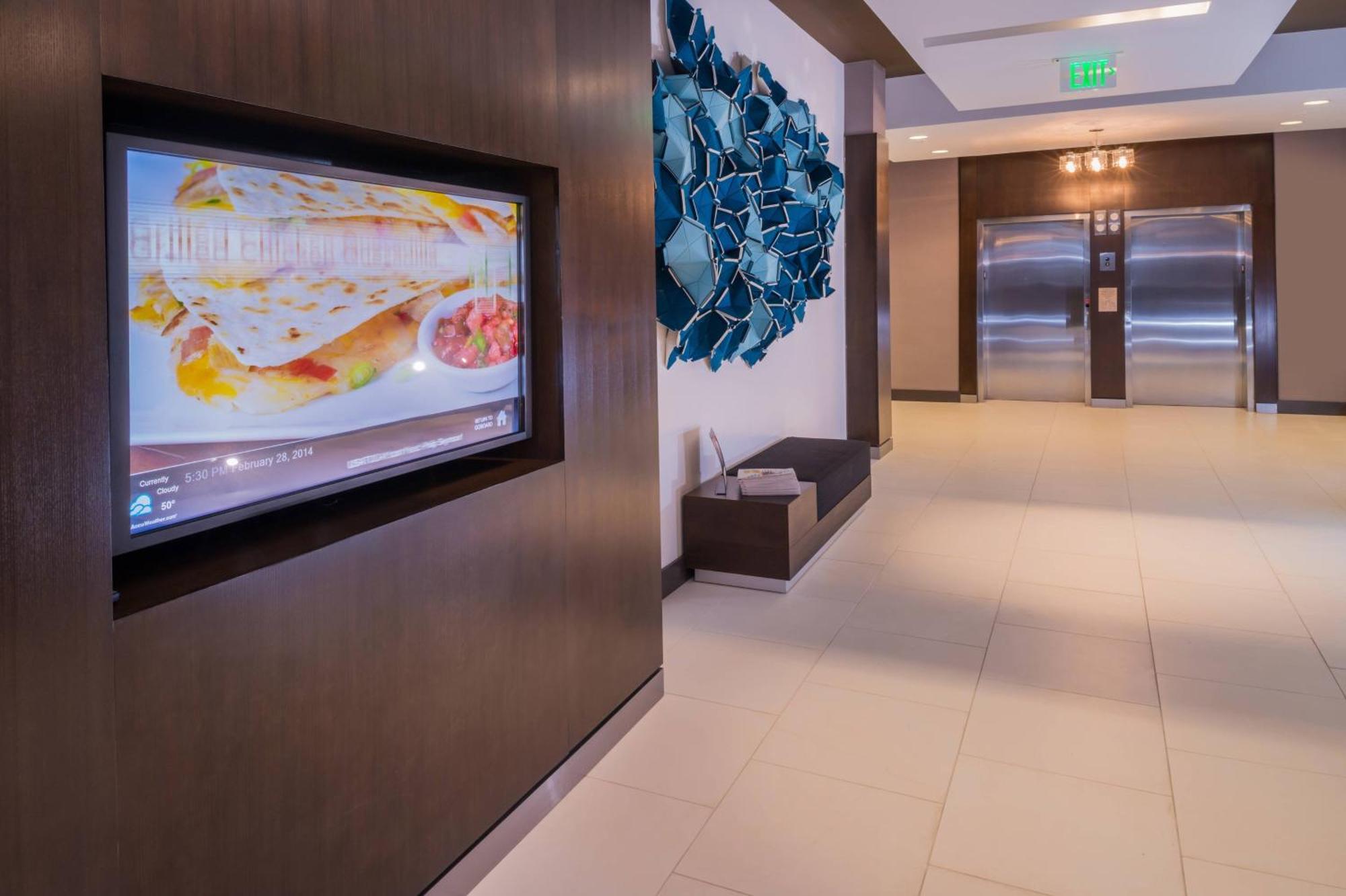 Hotel Courtyard By Marriott Downtown/historic District 3*
