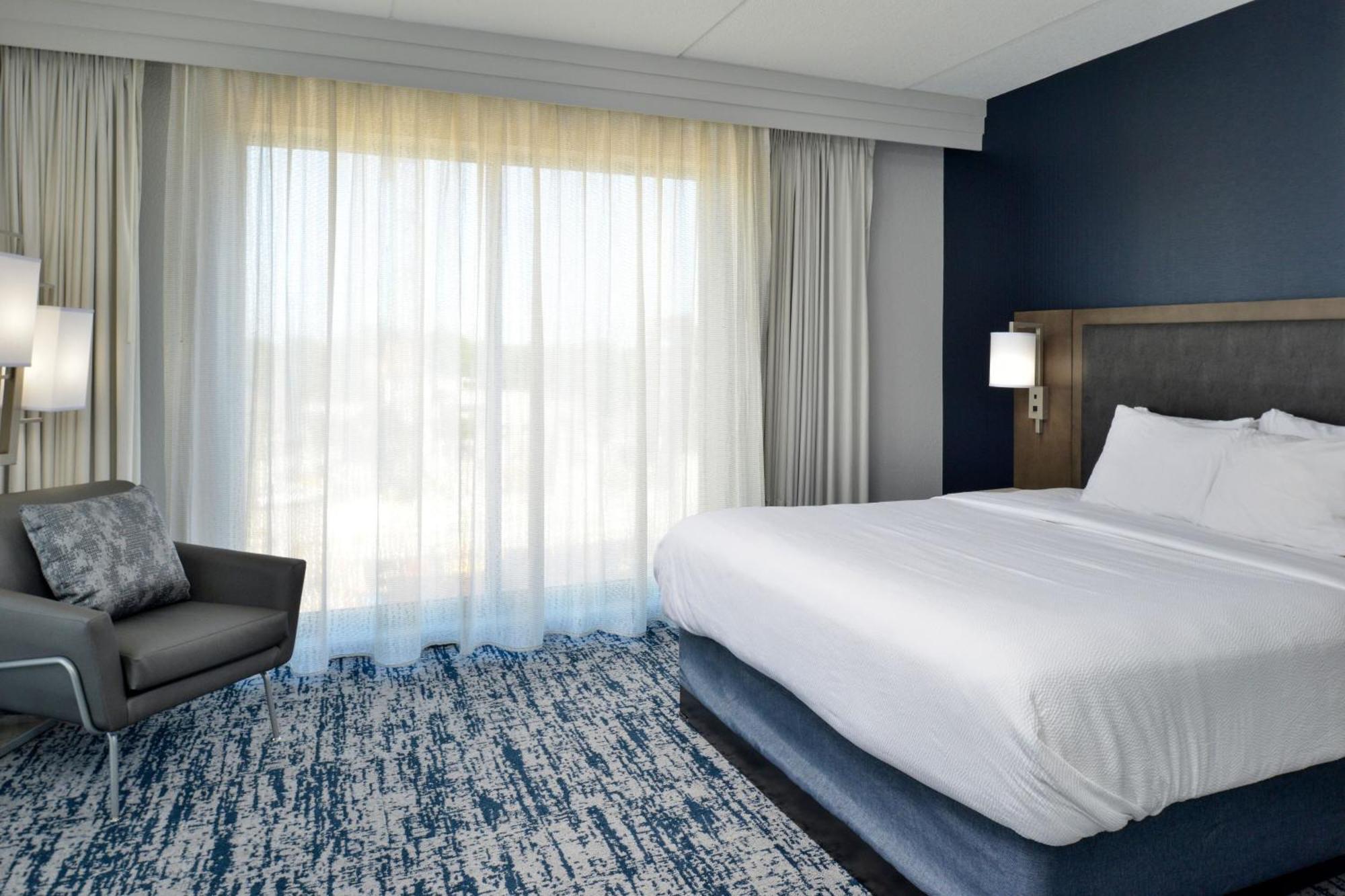 Courtyard By Marriott Downtown/historic District